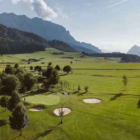 Golf- Und Moarhof Отель 4*