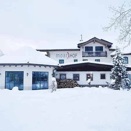 Golf- Und Moarhof Hotel 4*