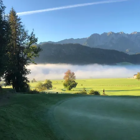 Отель Golf- Und Moarhof