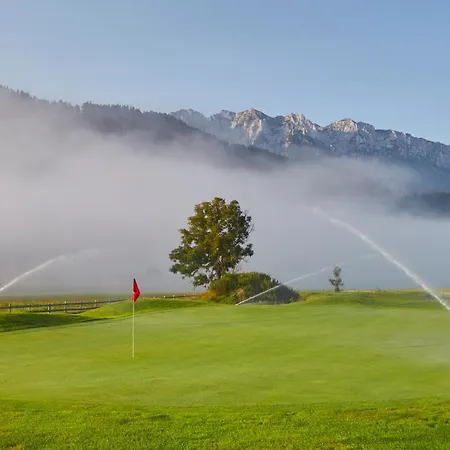 Hotel Golf- Und Moarhof