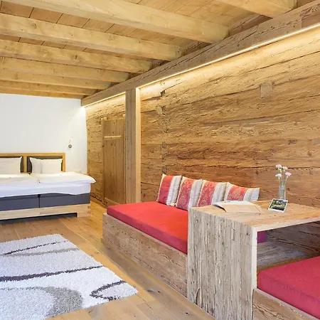 Golf- Und Moarhof מלון