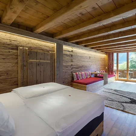 Golf- Und Moarhof מלון