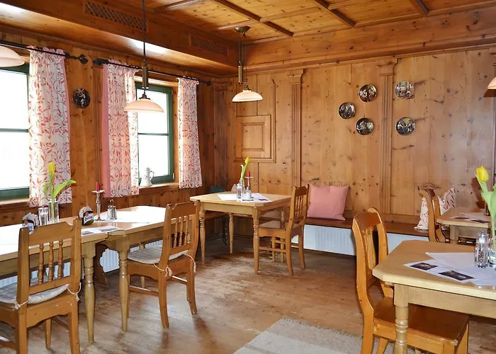 Golf- Und Moarhof 4*