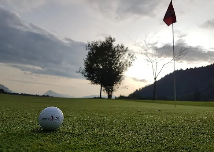 Golf- Und Moarhof Szálloda Walchsee
