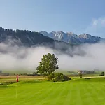 Golf- Und Moarhof 왈츠시