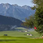 Golf- Und Moarhof 호텔